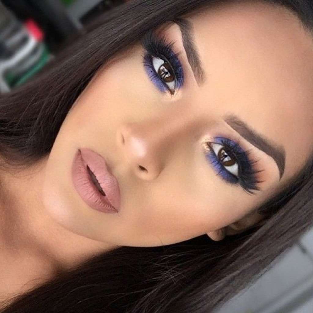 Ideas De Maquillaje Con Delineador Y Sombra Azul