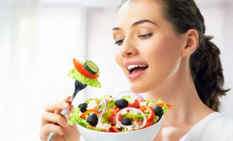 Aderezos de frutas para ensaladas aún más saludables