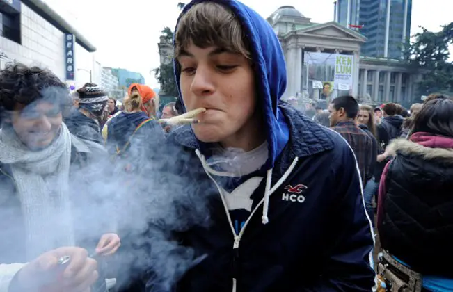 ¿Tu hijo fuma marihuana?