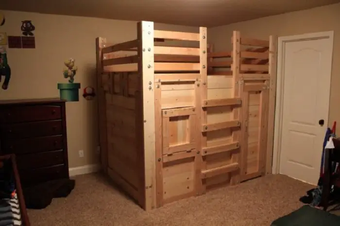 Hermoso diseño de dormitorio para niños con cama de madera original.