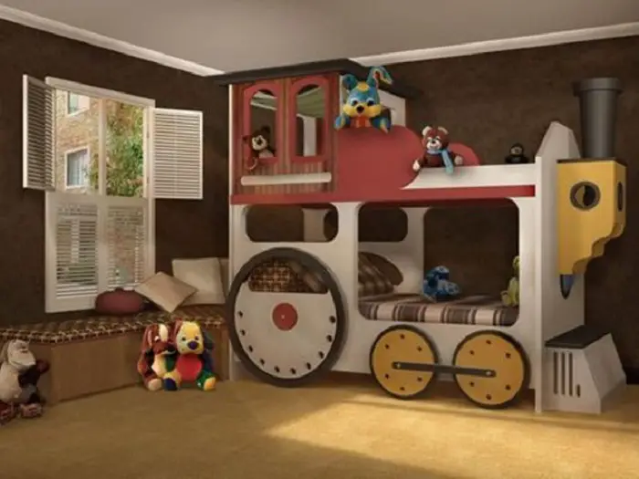 El diseño original del dormitorio de los niños en la forma de una máquina de vapor agradable que sería una excelente opción.