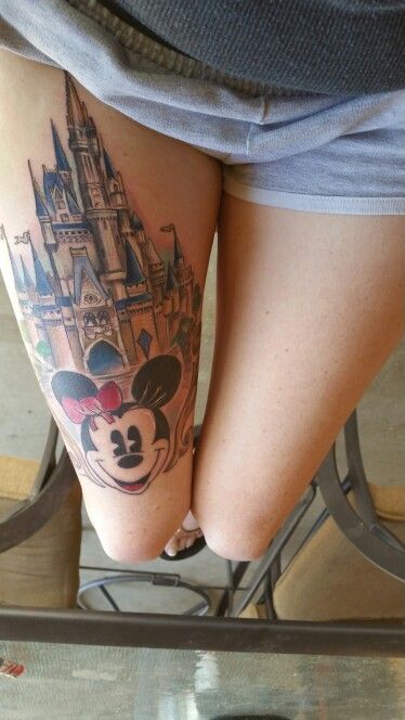 DISNEY CASTLE TATTOO WITH MINNIE MOUSE !!: 