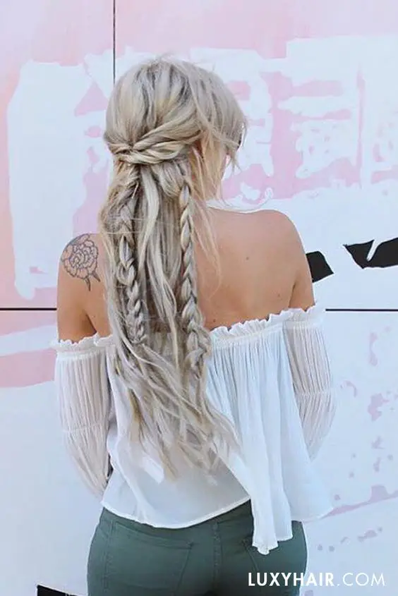 Twists & braids on @candystubbs. She custom toned her Ash Blonde #luxyhairextensions!: 