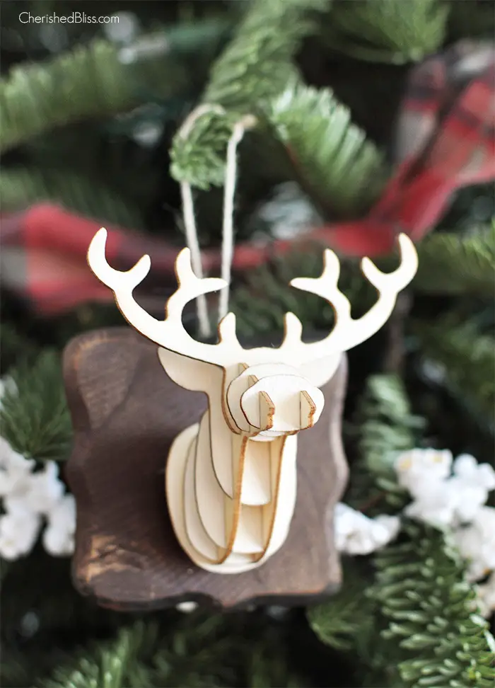 3D Deer Head Christmas Ornament via Cherishedbliss.com