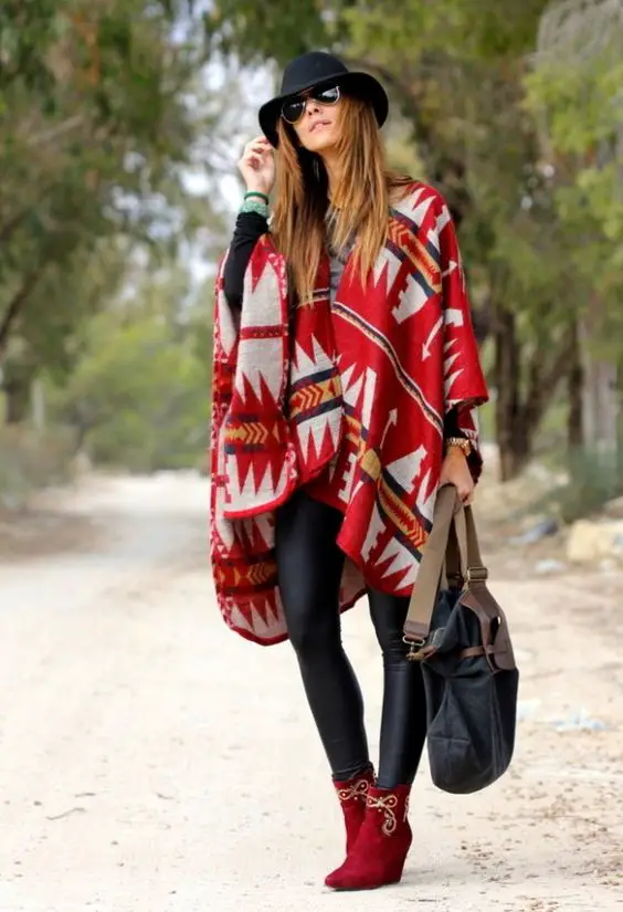 17 Ideas with Capes and Ponchos for Trendy Chic Look: 