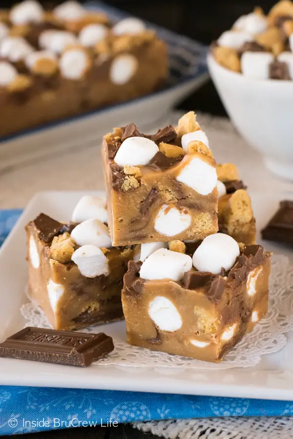 This easy caramel fudge is full of s'mores goodness. Perfect treat to package up for friends and family.