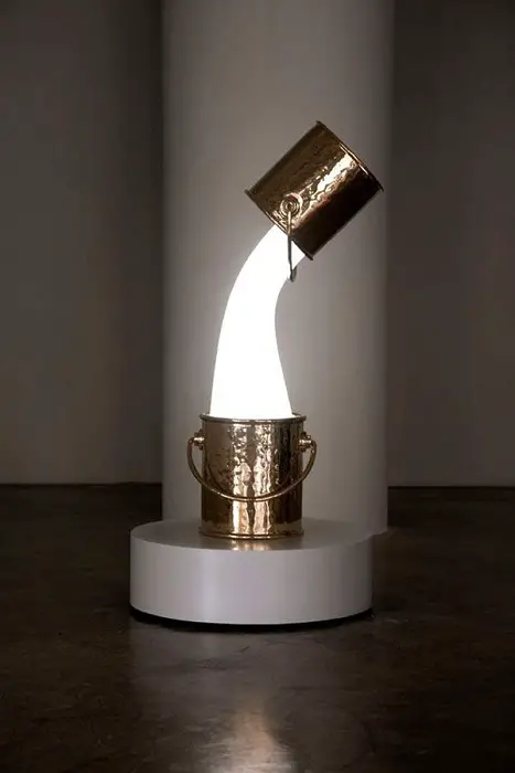 El diseño original de la lámpara, que tendrá incluso los conocedores más ávidos prefieren.