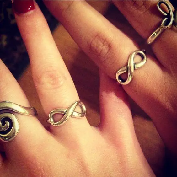 The Infinity Ring is a great friendship ring for these James Avery customers! #JamesAvery: 