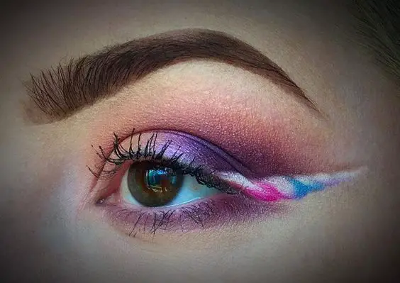 Unicorn Horn Eyeliner Is The Latest In Ethereal Makeup Trends: 
