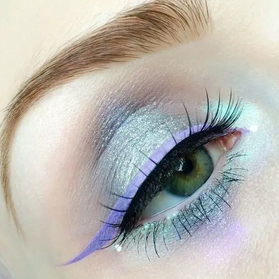Living for this eye look! @beautsoup used 'Divine' from #Venus ＋ Liquid Liner in 'Lunar Sea' #LimeCrime: 