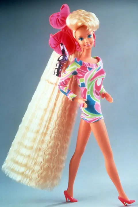 De acuerdo con Mattel, la mayor venta muñeca Barbie nunca fue el Totalmente muñeca de pelo, que debutó en 1992 - sólo una prueba más de que Estados Unidos siempre ha estado obsesionado con la peluquería. 