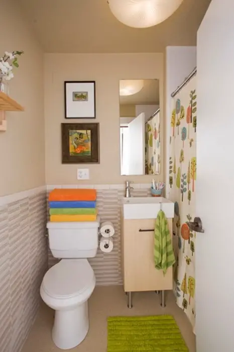 Una buena opción para utilizar de manera óptima el espacio útil en el pequeño cuarto de baño.