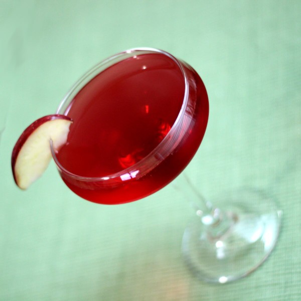 The Felicia cocktail combines the flavors of apple and cranberry with vodka. It's a refreshing and tasty drink that's perfect for sipping along with a turkey and cranberry sandwich, or as a dessert substitute.
