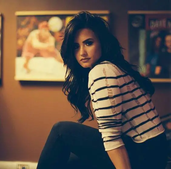 Demi Lovato . She look wonderfull . : 