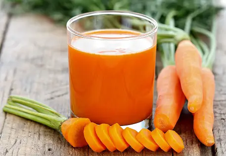 zumos para piel perfecta Melones, zanahorias y apio Smoothie