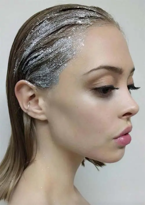 Glitter Peinados: Ideas del brillo del pelo peinado hacia atrás