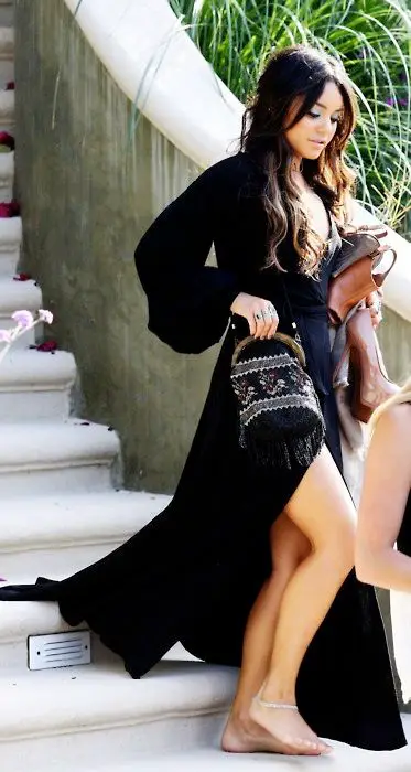 outfits de Vanessa Hudgens love everything about this outfit. including her hairstyle.: 