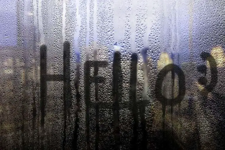 11 ideas de almacenamiento para los baños que te simplificarán la vida