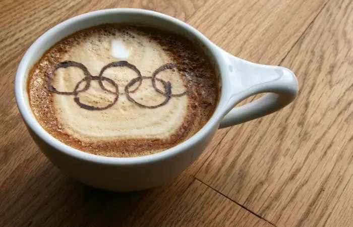 tomar café todos los días Los beneficios del café: mejorar el rendimiento deportivo.