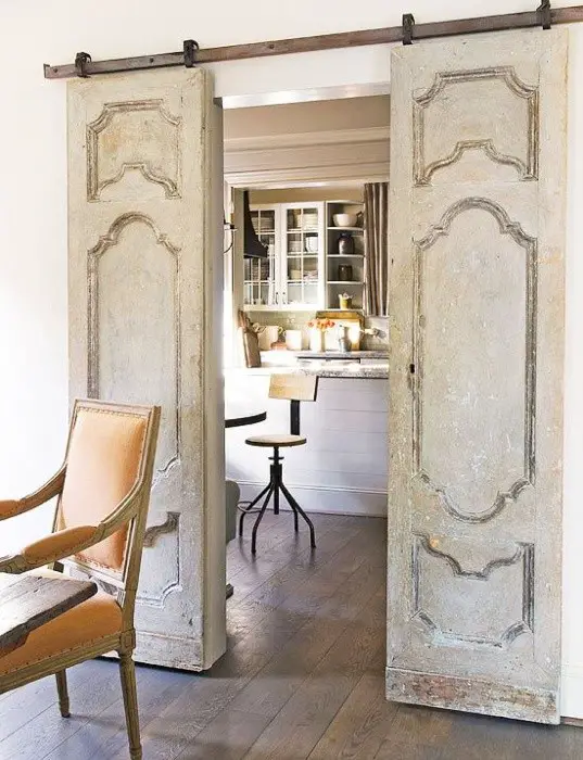 Never rush to dismantle old boring interior doors and change them to new ones.
