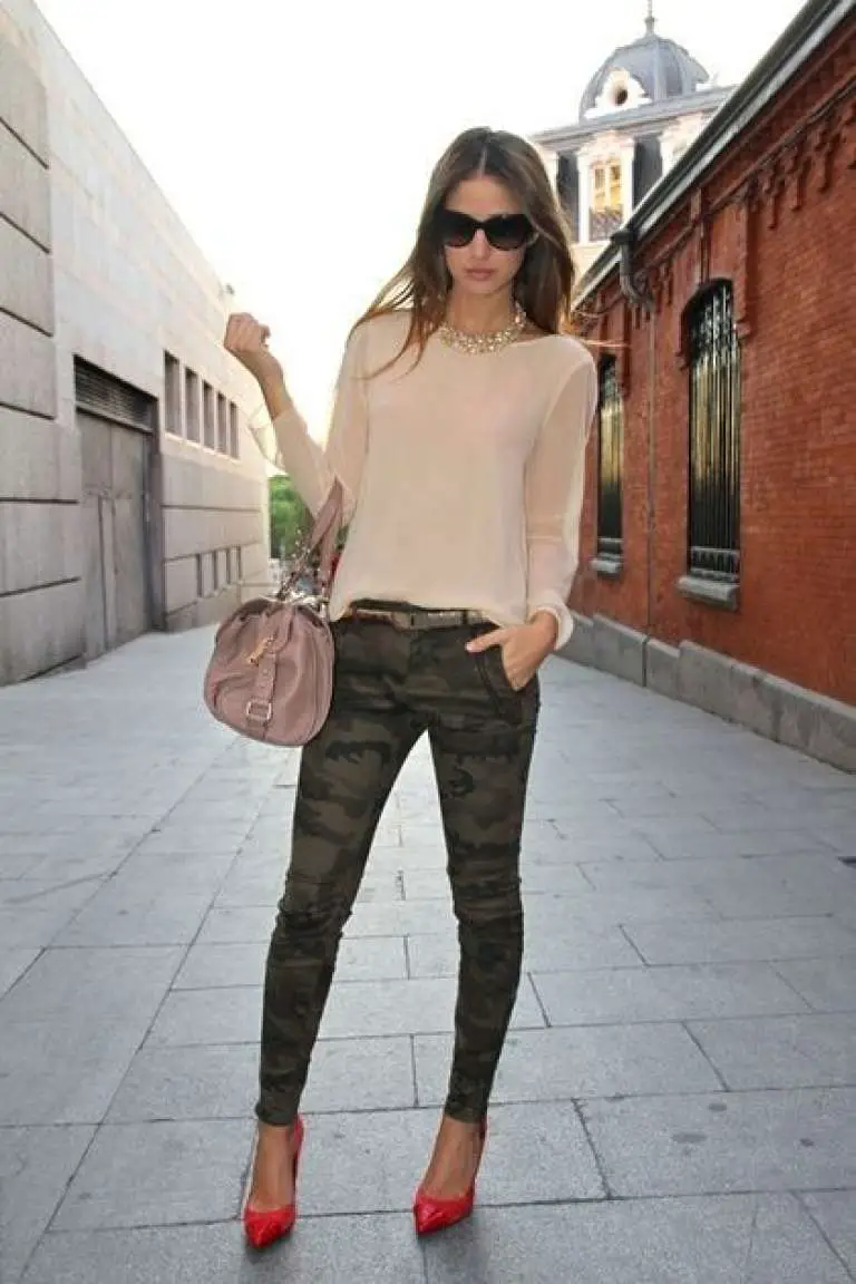 30 Ideas para lucir tu Outfit de Camuflaje con estilo