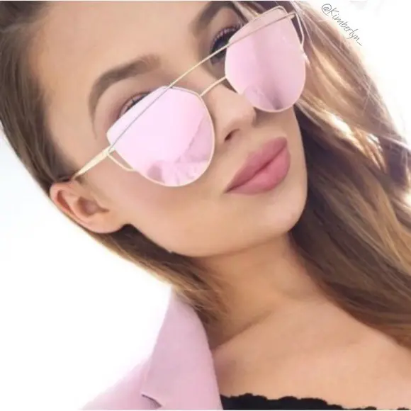 Resultado de imagen para sunglasses rose