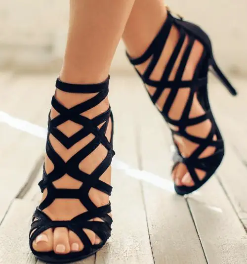 I like these #iloveshoes #shoeoftheday #beautiful #stiletto