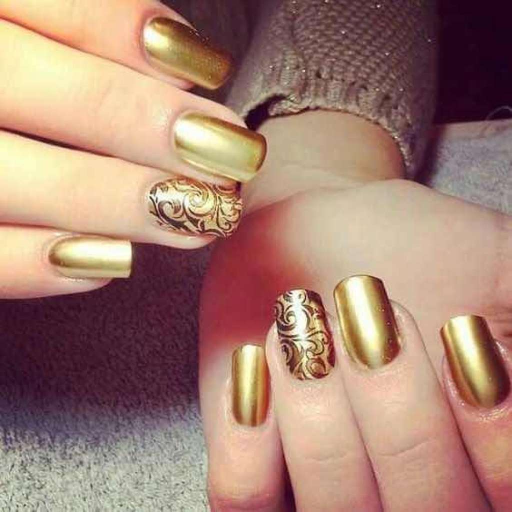 20 Uñas Color Dorado Que Te Encantarán