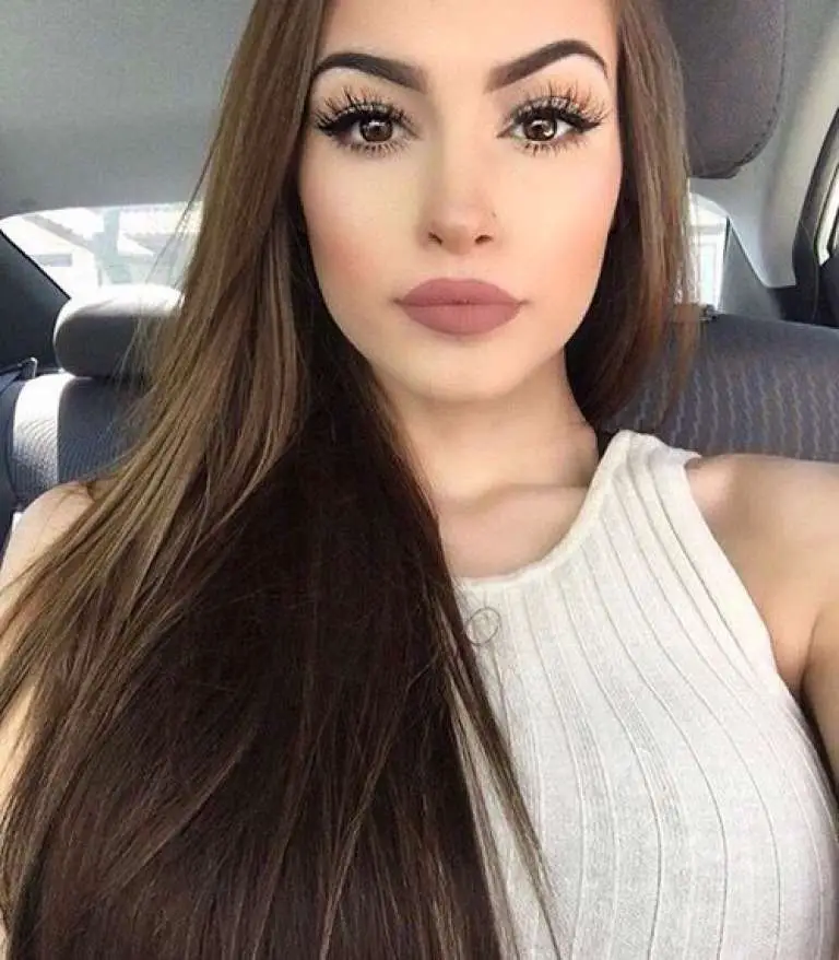 ¿Qué tono de Cabello Chocolate queda bien Según tu Piel?