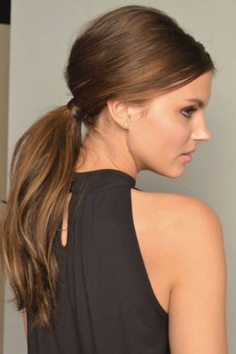 2. The Ponytail - 7 Easy Hairstyles for College when You're in a ...