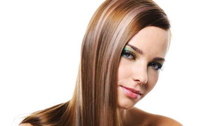 Resultado de imagen para un mechon teñido del cabello