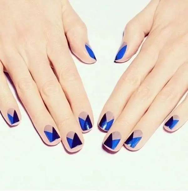 Regular Triangle Premium Blue Nail Art Design