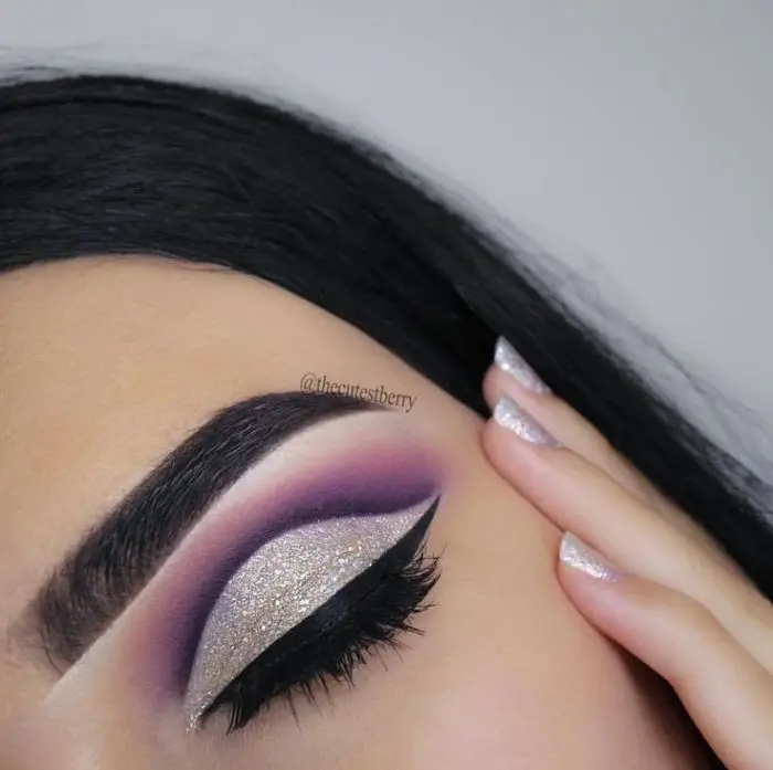 Resultado de imagen para Maquillajes con Sombras Púrpura chica tumblr