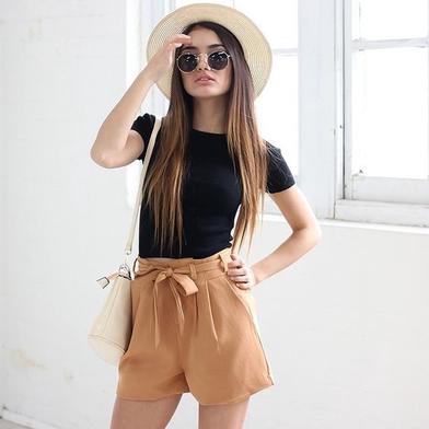 38 Encantadoras Ideas de Outfit con Short perfectos para el Verano