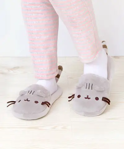 Pusheen the Cat plush slippers Oooooh I want a pair!!!!!!!