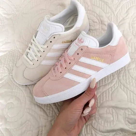 Today our #KickzOfTheDay Adidas Gazelle Vapour Pink & Off White ----- Inspired by @dresslikemila | Would you #ROCK or #DROP them? Let us know thoughts ----- Shop online @ LocoKickz.com - click the link in the bio to be redirected!