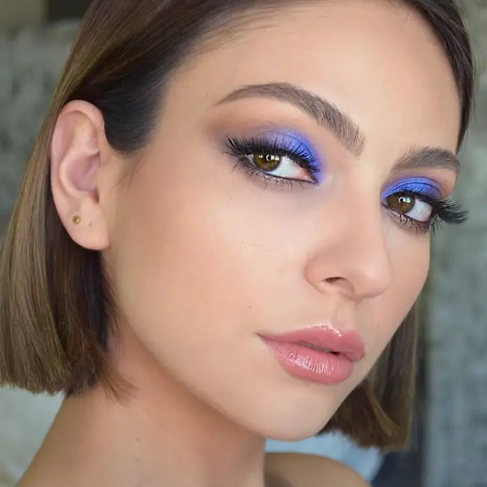 Maquillaje de Fantasia en Tonos Azules para Chicas Atrevidas