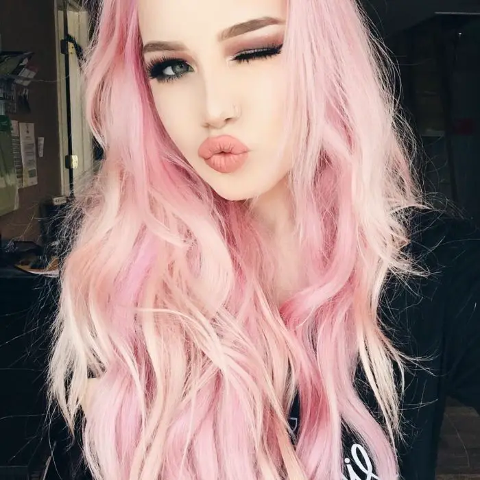 Resultado de imagen para pink hair