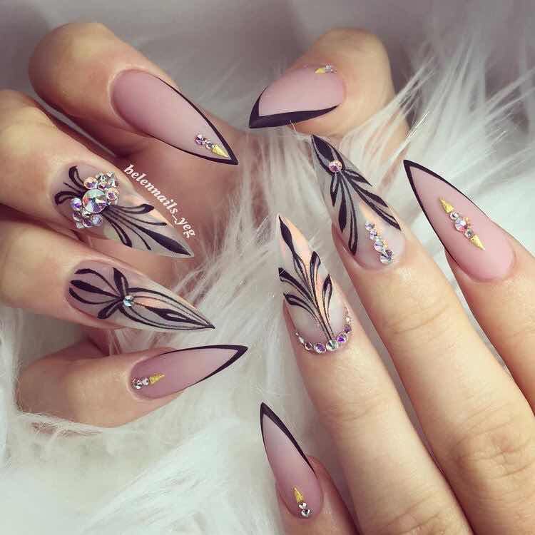 27+ Mejores Diseños de Uñas con Hojas que te Encantarán