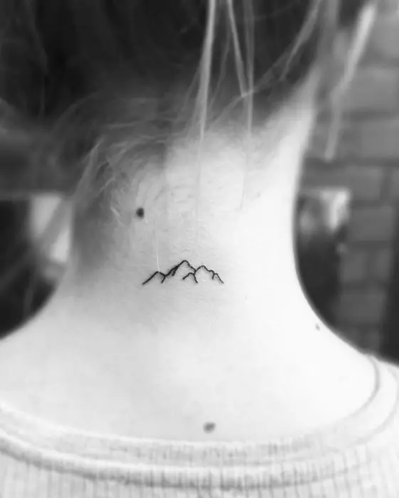 Resultado de imagen para mountain tattoo small