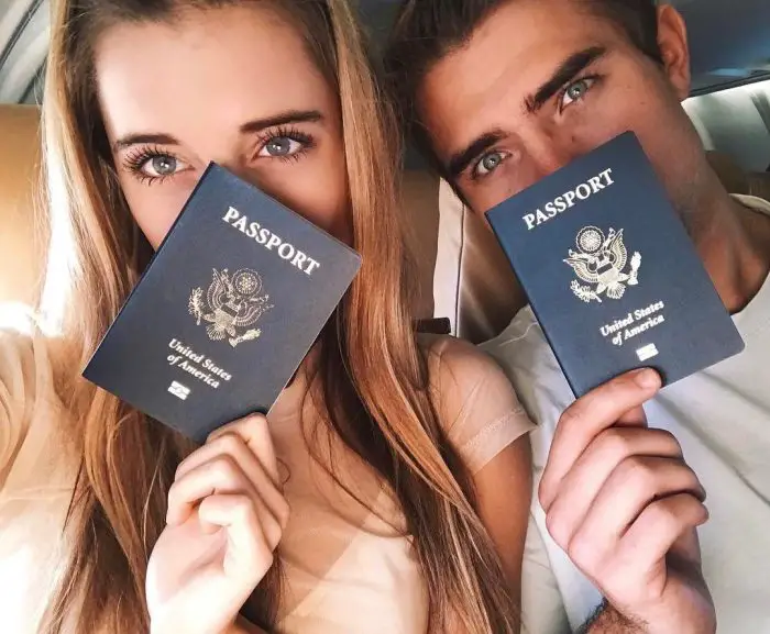 Resultado de imagen para couple love travel passport tumblr