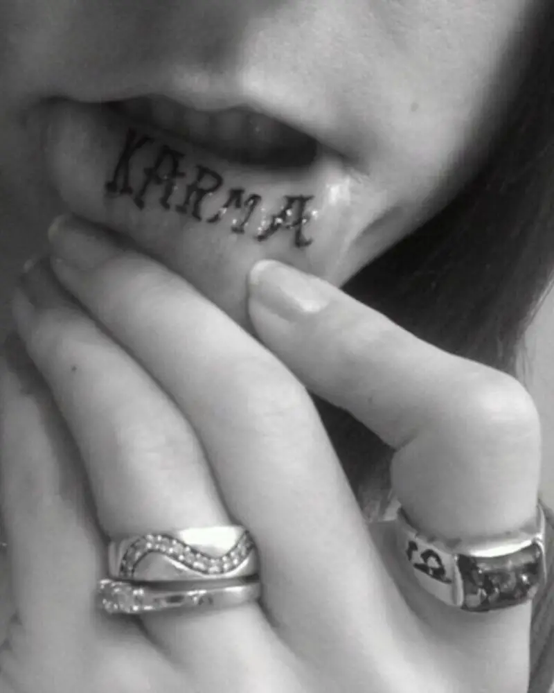 tatuajes en los labios