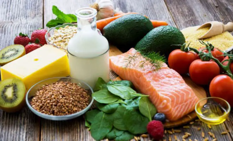 4 Alimentos que Debes Consumir en tu Dieta