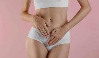 Como aclarar los labios mayores