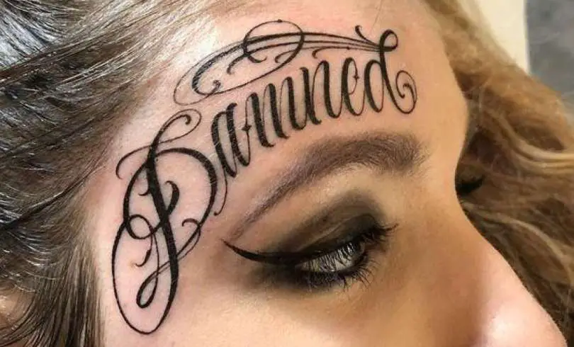Tatuajes en la frente