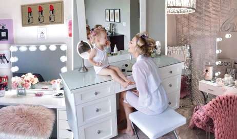 31+ Fascinantes Tocadores con Espejo que te Encantarán