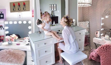 31+ Fascinantes Tocadores con Espejo que te Encantarán